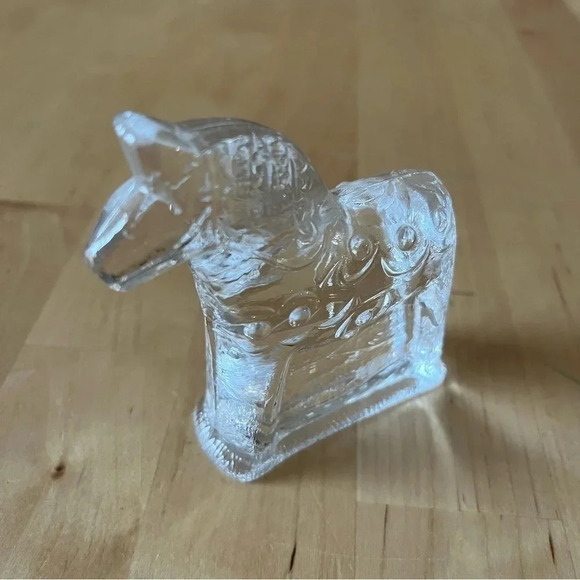 LINDSHAMMAR Sweden Art Crystal Clear Glass Dala Horse Paperweight 3.25” Tall - Picture 2 of 10